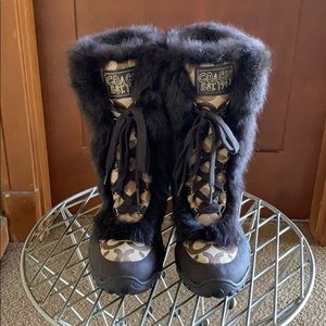 Coach Jennie Snow Boots. Size 8.